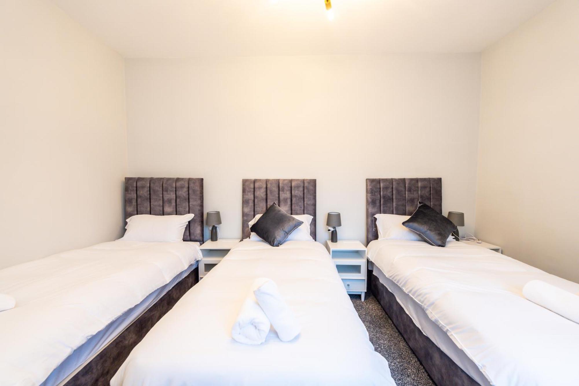 Benoit Apartments Манчестер Экстерьер фото