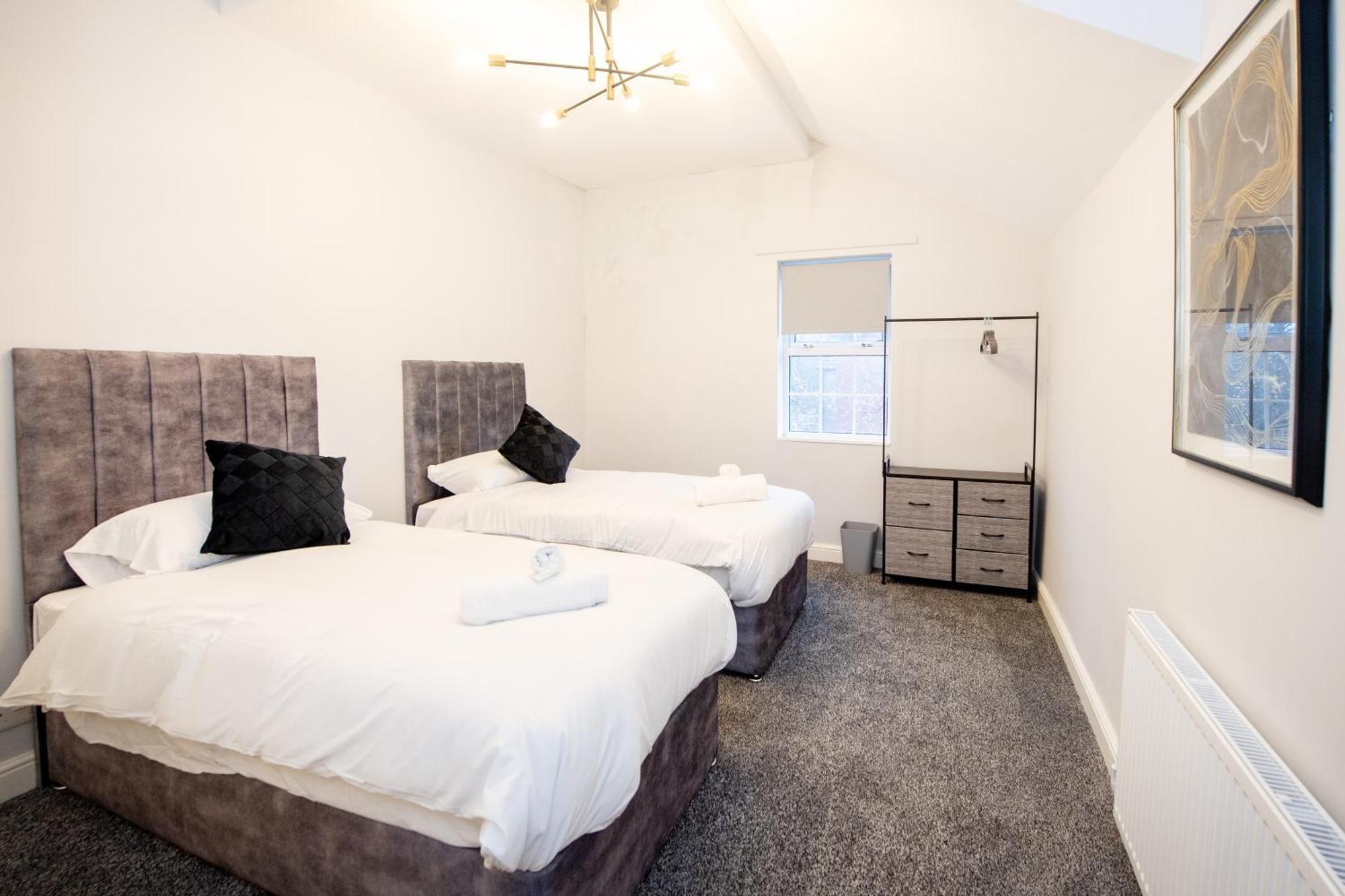 Benoit Apartments Манчестер Экстерьер фото